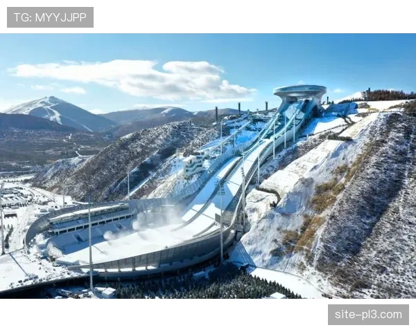 户外赛事运营方享保险优惠促安全认证